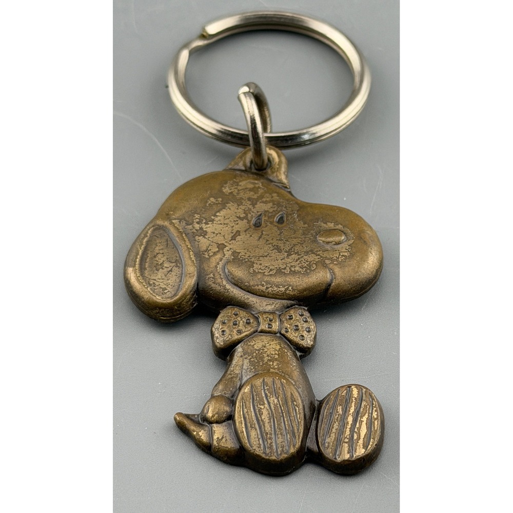 Vintage Snoopy Brass Keychain United Feature Syndicate W.L. Co Peanuts ©1958